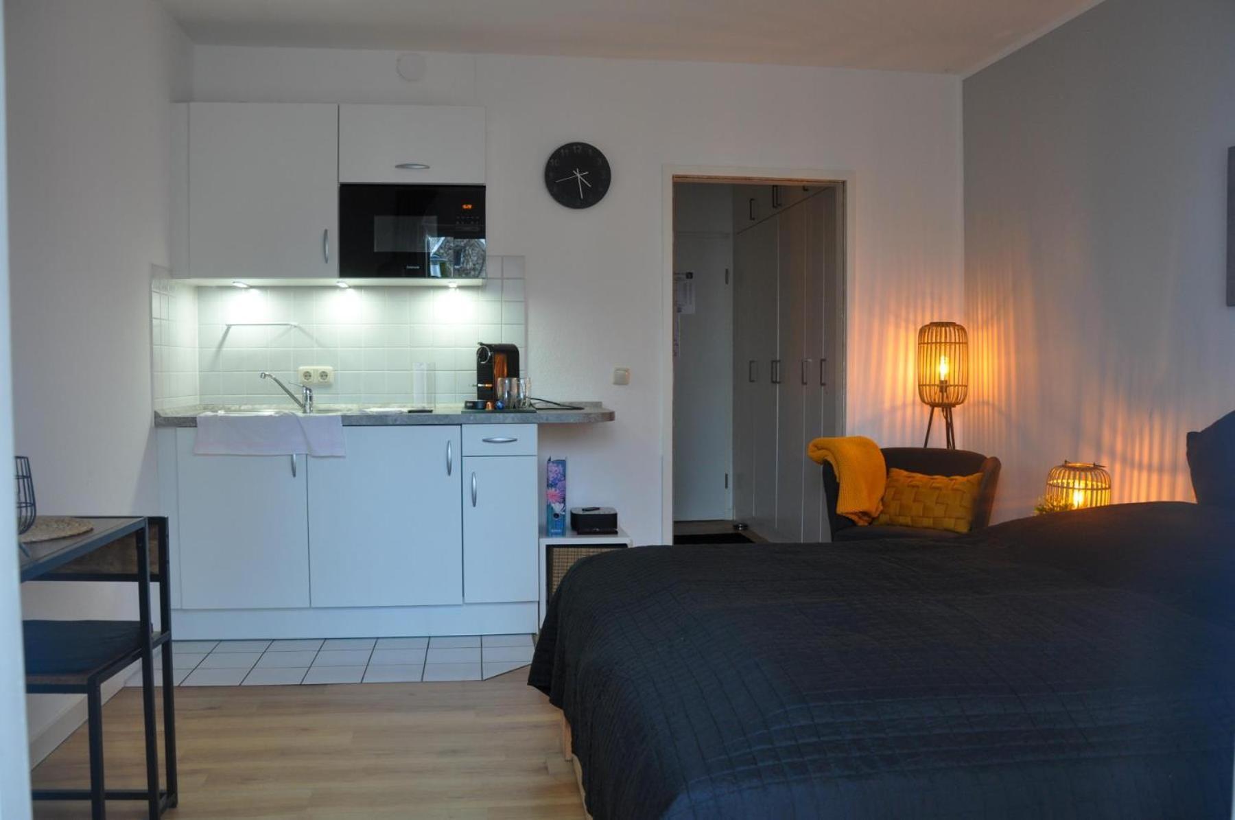 Strandhotel 1 Laboe Exterior foto